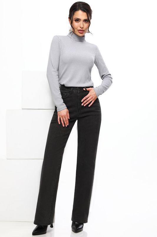 327729 DStrend Turtleneck